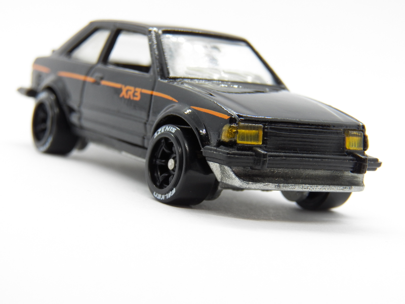 Illustration for article titled Restomod- Hotwheels Ford Escort XR3
